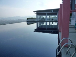 Mb-swimmingpool_thumb