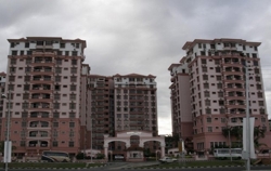 Apt201101760_marina-court-resort-condominium-kk_thumb
