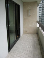 Master_bedroom_sliding_door_to_lanai_thumb