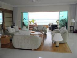 Living_room_4_thumb