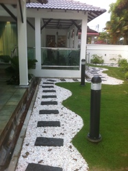 Garden_2_thumb