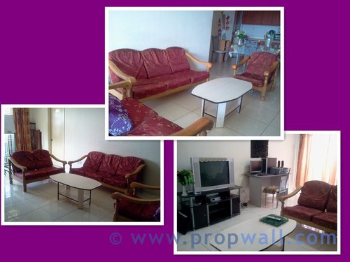 Click to enlarge photo. Parlor_small_view