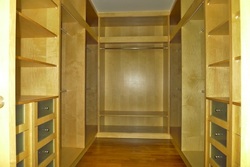 Walk-in_closet_master_bedroom__thumb