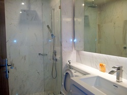 Bathroom_thumb