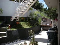 16-master_bedroom_garden_thumb