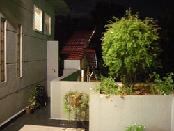 18-master_bedroom_garden_thumb
