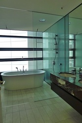 Master_bathroom._thumb