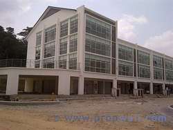 Serdang_equine_boulevard_3_thumb