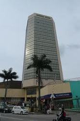Holiday_plaza.2_thumb