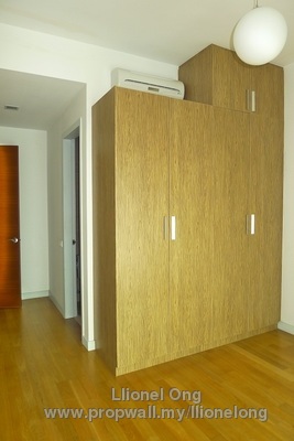 Second_room2_small_view