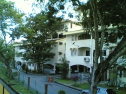 Putri-apartment_thumb