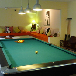 04_pool_den_thumb