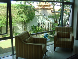 10_living_garden_view_thumb