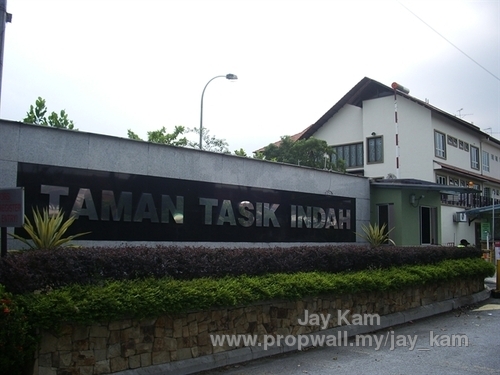 Click to enlarge photo. Tasik indah small view