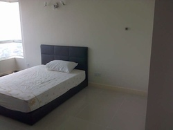 70d9c028-bb66-4659-bb2b-17131d7baff5_thumb