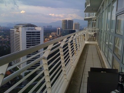 28-6_balcony_thumb