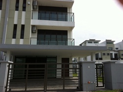 Front_house_thumb