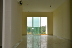 Dining_to_living_area__main__thumb