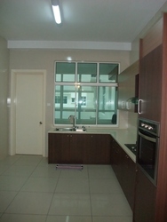 Picture-condo_settee_with_curtains_010.kitchen_thumb