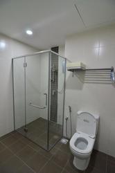 Neo17-18_washrooml_thumb