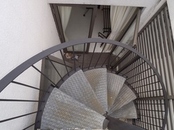 C-6-19stairs_thumb