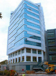 Menara_uncang_emas_thumb