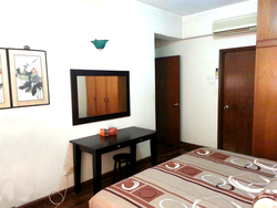 1stbedroom_thumb