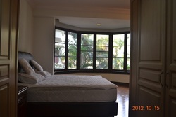 Seri_duta_-_master_bedroom2_thumb