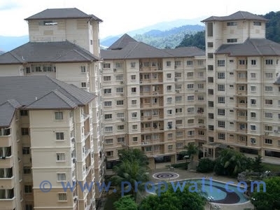 Click to enlarge photo. Oakleaf park condo 2 small view