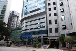 Wisma_uoa_centre__3__thumb