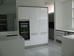 Pic_gv_showunit_drykitchen2_thumb