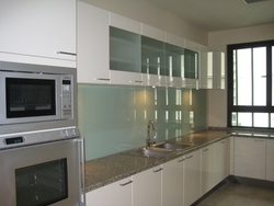 Fully_furnished_kitchen_thumb