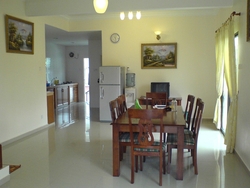 Cameron_highlands_bungalow__2__thumb