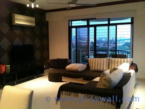 Living_small_view