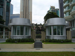 The_oval__2__thumb