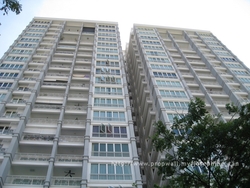 Mutiara_upper_east_thumb
