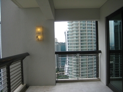 Corner_balcony_thumb