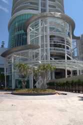 Gurney_paragon12_thumb