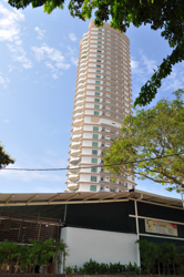 Gurney_palace13_thumb