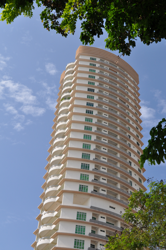 Gurney_palace14_thumb